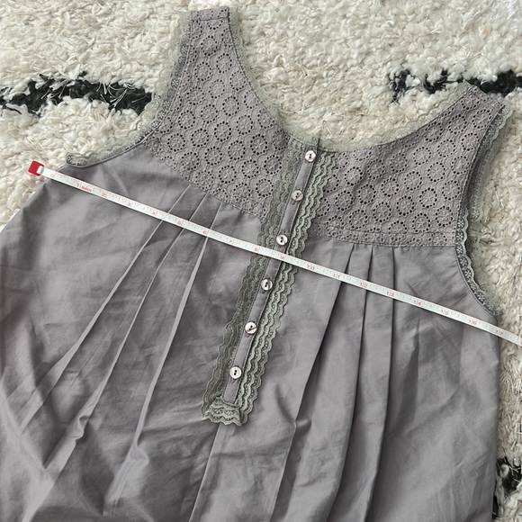 Theme Dress - Picture 6 of 8